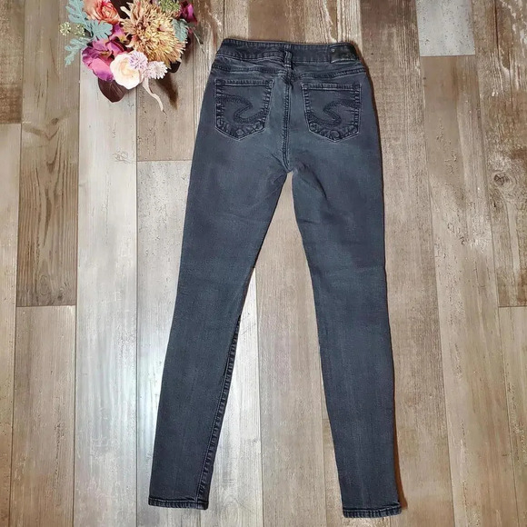 Silver Jeans Co. SUKI MID Super SKINNY Super Stretch Black Jeans W26/L31 - Picture 1 of 17